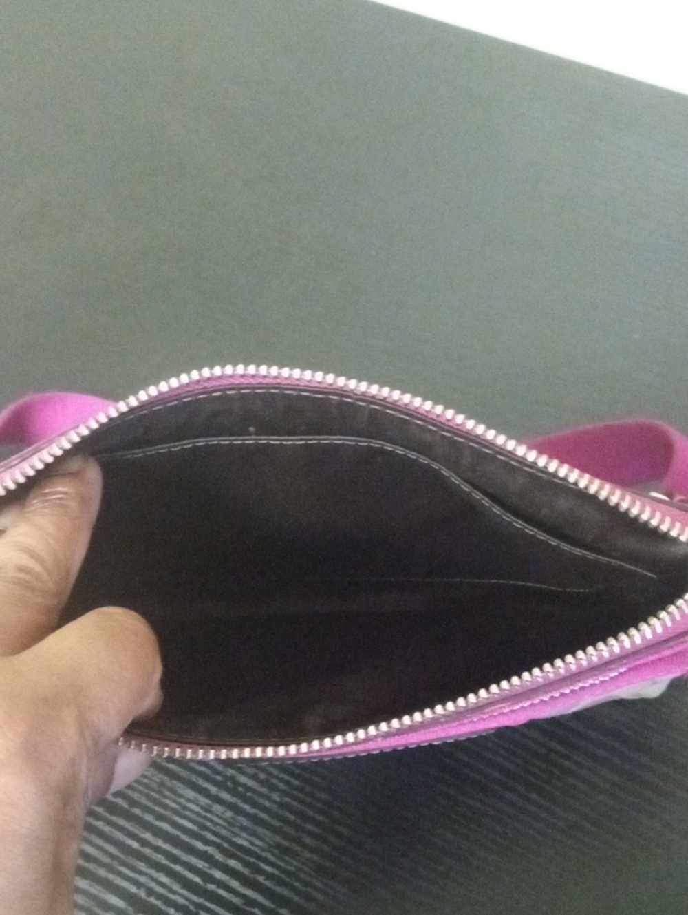 Coach Poppy Crossbody EUC - Picture 6 of 13
